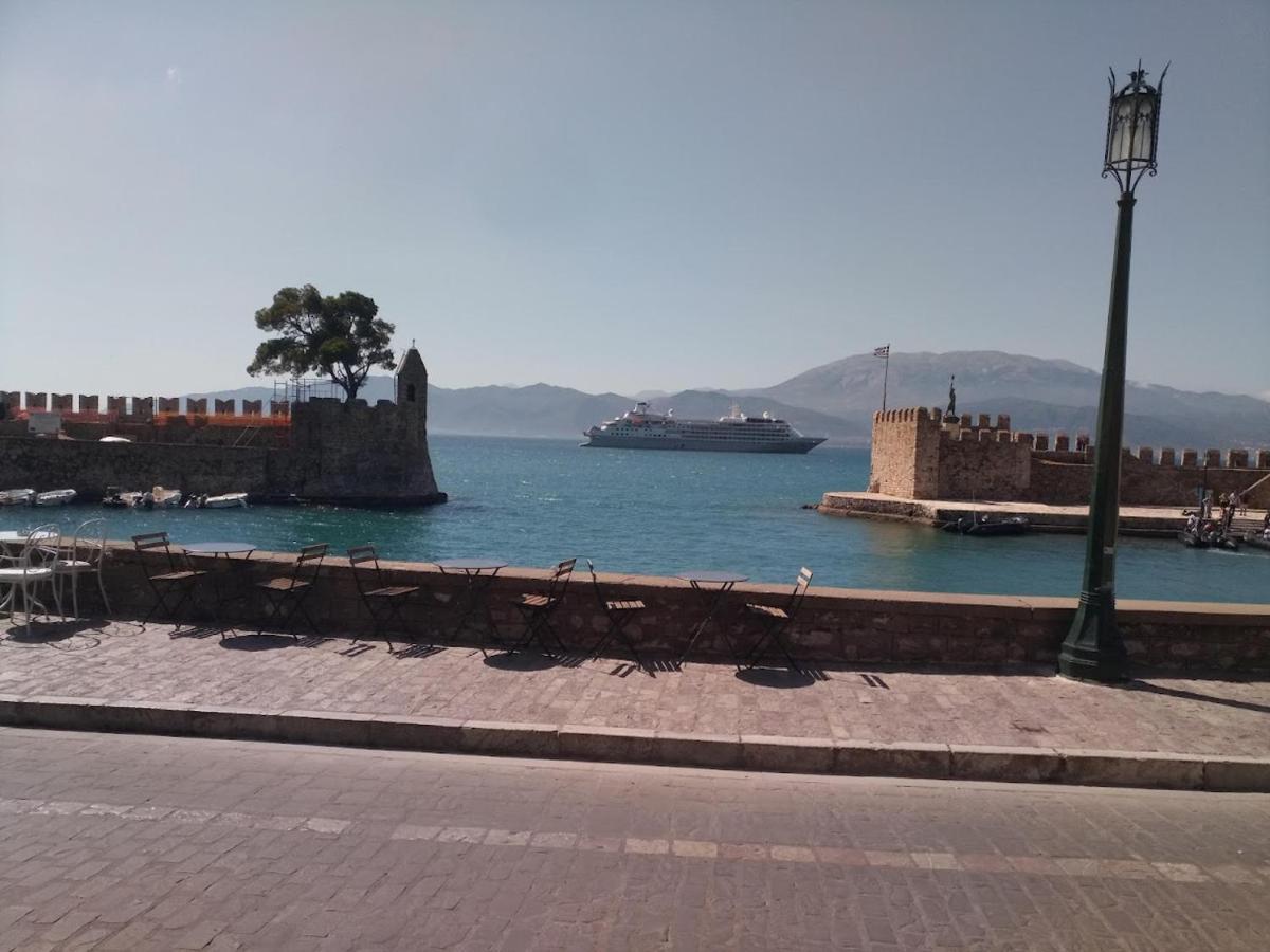 Nafpaktos Studio In Port Ιι Exterior photo